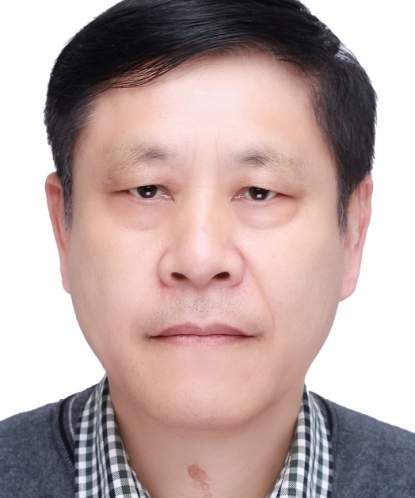 郭新华